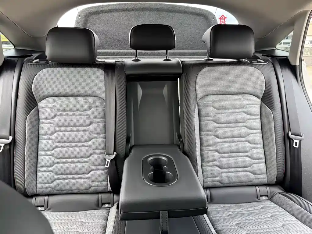 Volkswagen Tiguan X — миниатюра 27