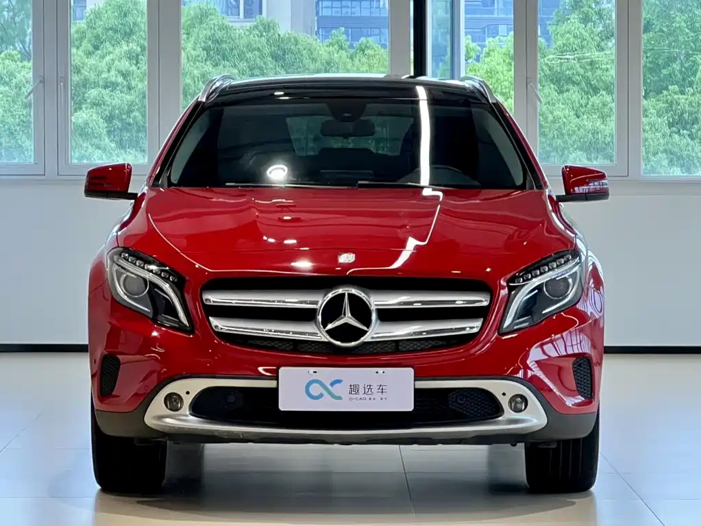 Mercedes-Benz GLA 2016 GLA 200 Fashion