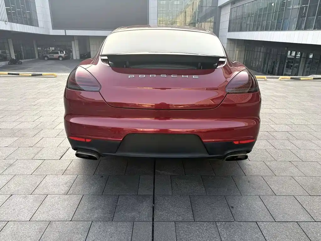 Porsche Panamera — миниатюра 8