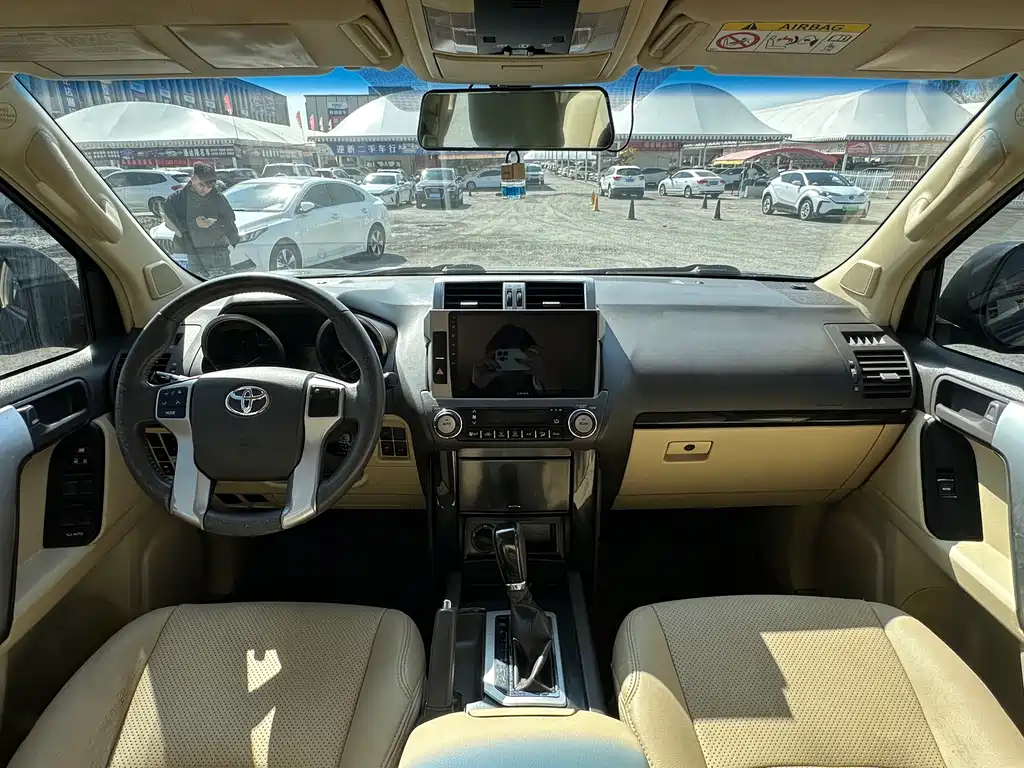 Toyota Land Cruiser Prado 2015 2.7L TXL
