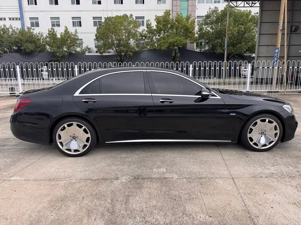 Mercedes-Benz S-Class — миниатюра 17
