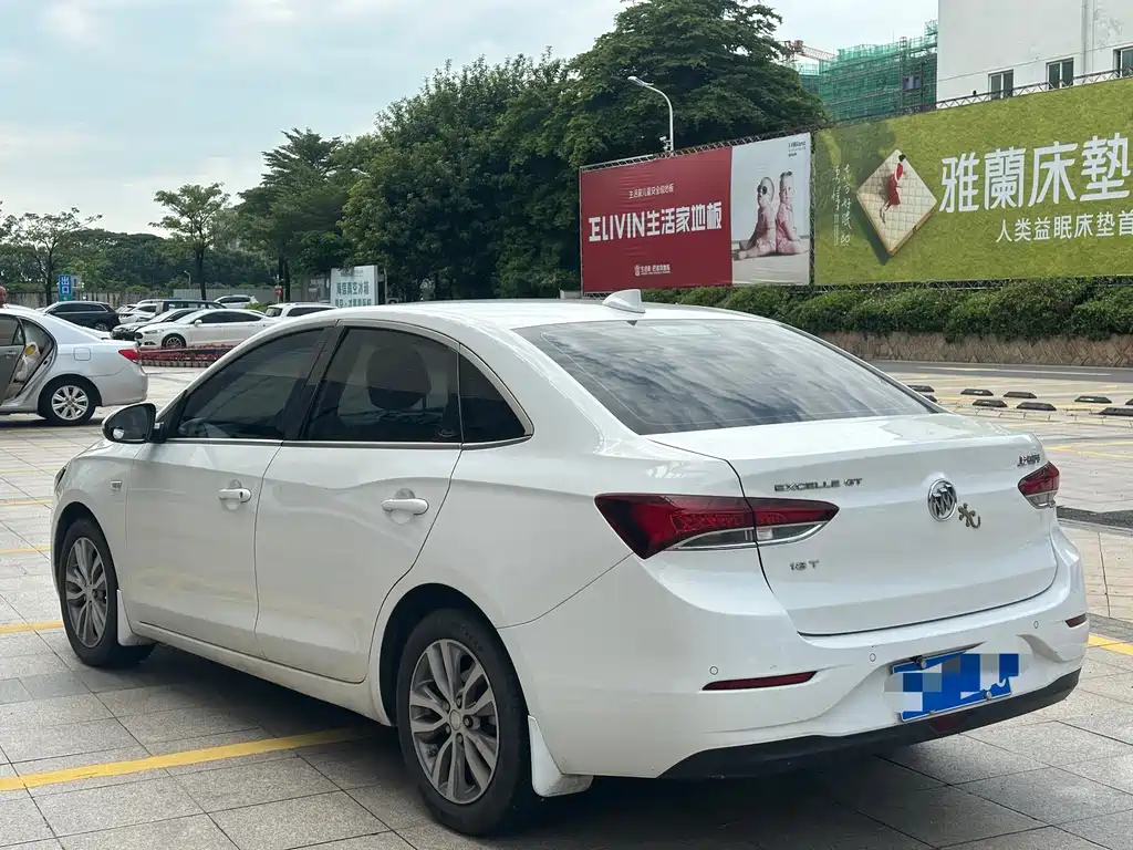 Buick Excelle — миниатюра 7
