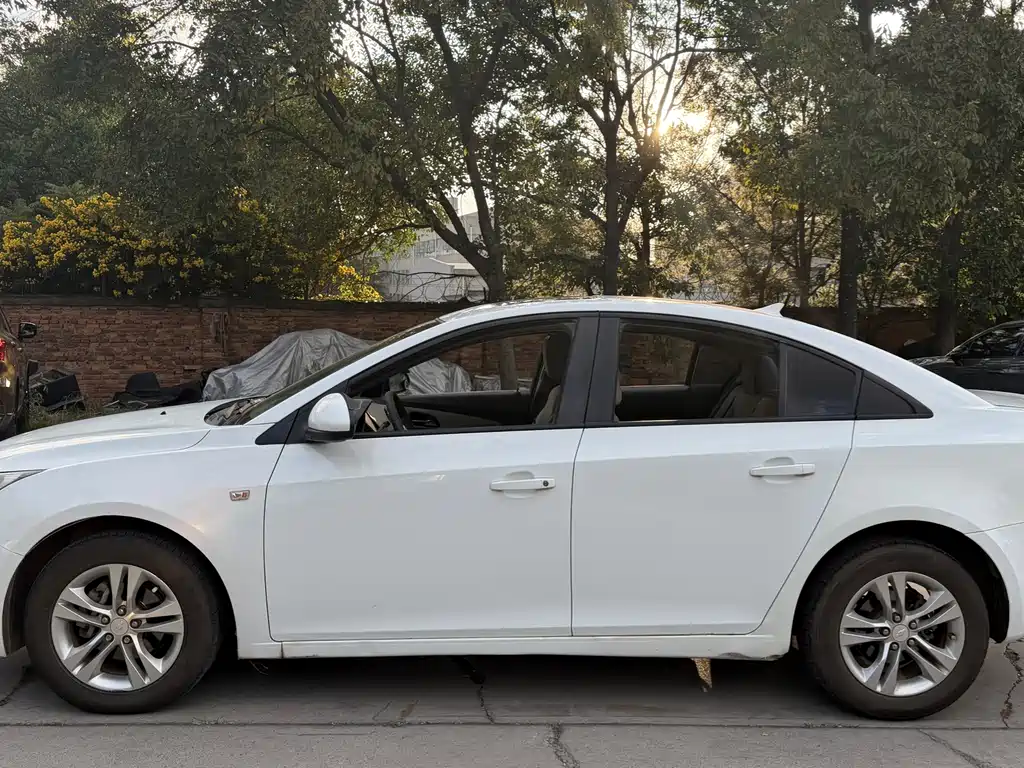 Chevrolet Cruze — миниатюра 3