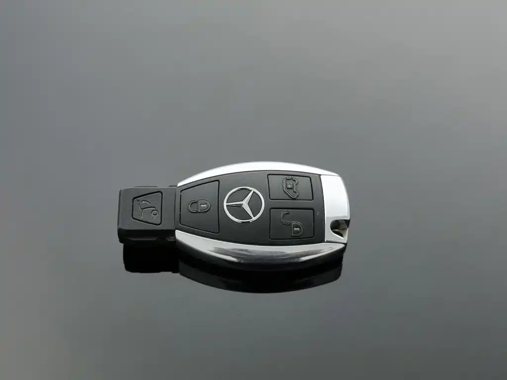Mercedes-Benz V-Class — миниатюра 19