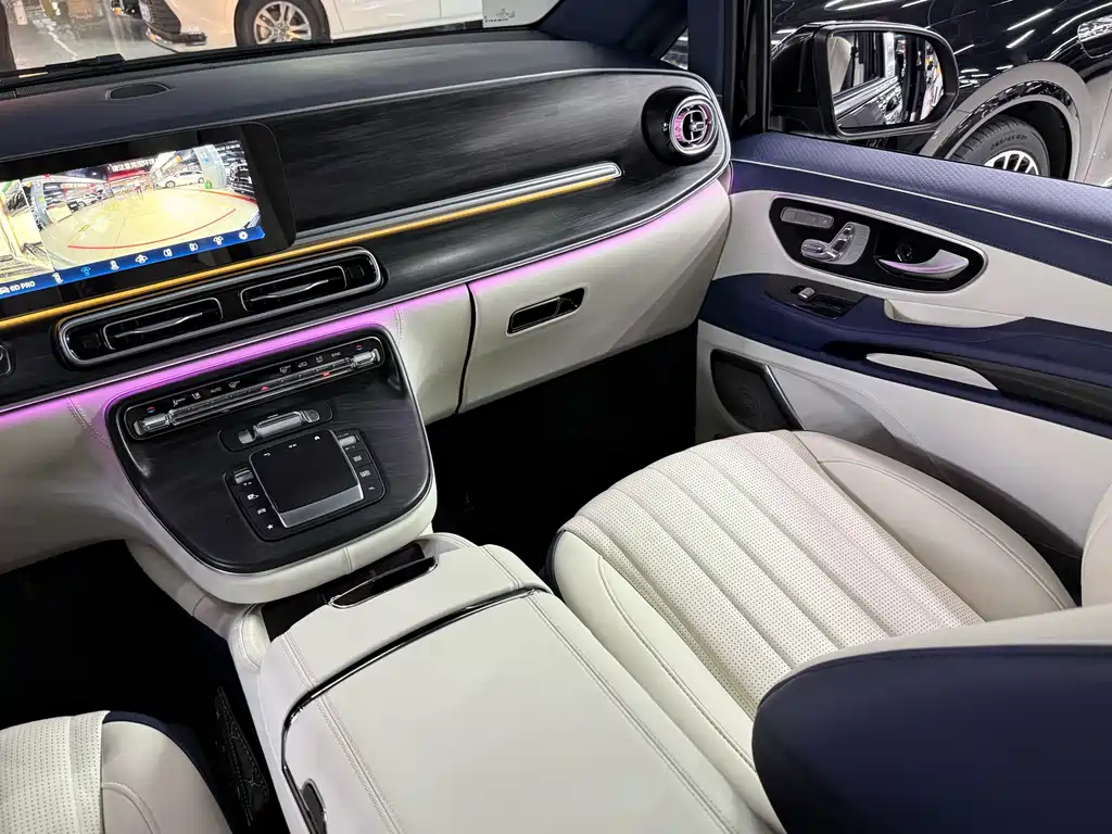 Mercedes-Benz Vito — миниатюра 13