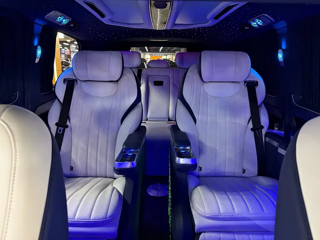 Mercedes-Benz Vito — миниатюра 18