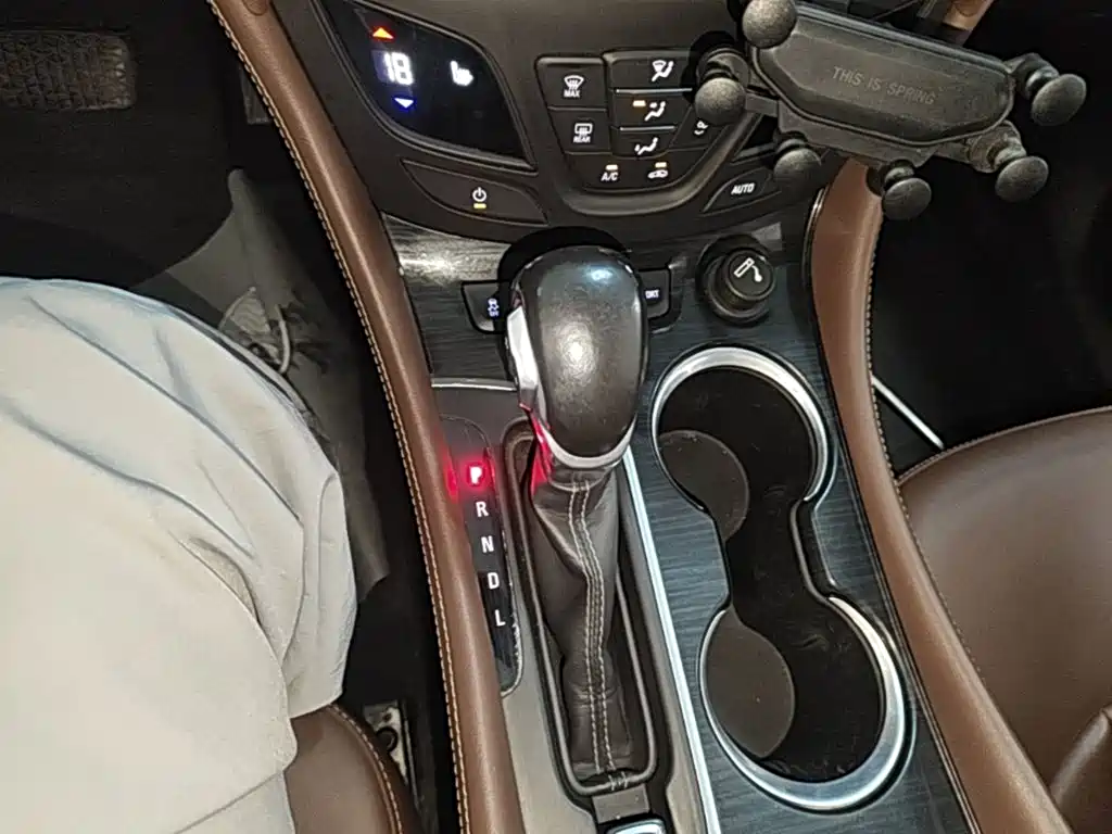 Buick Envision Plus — миниатюра 14