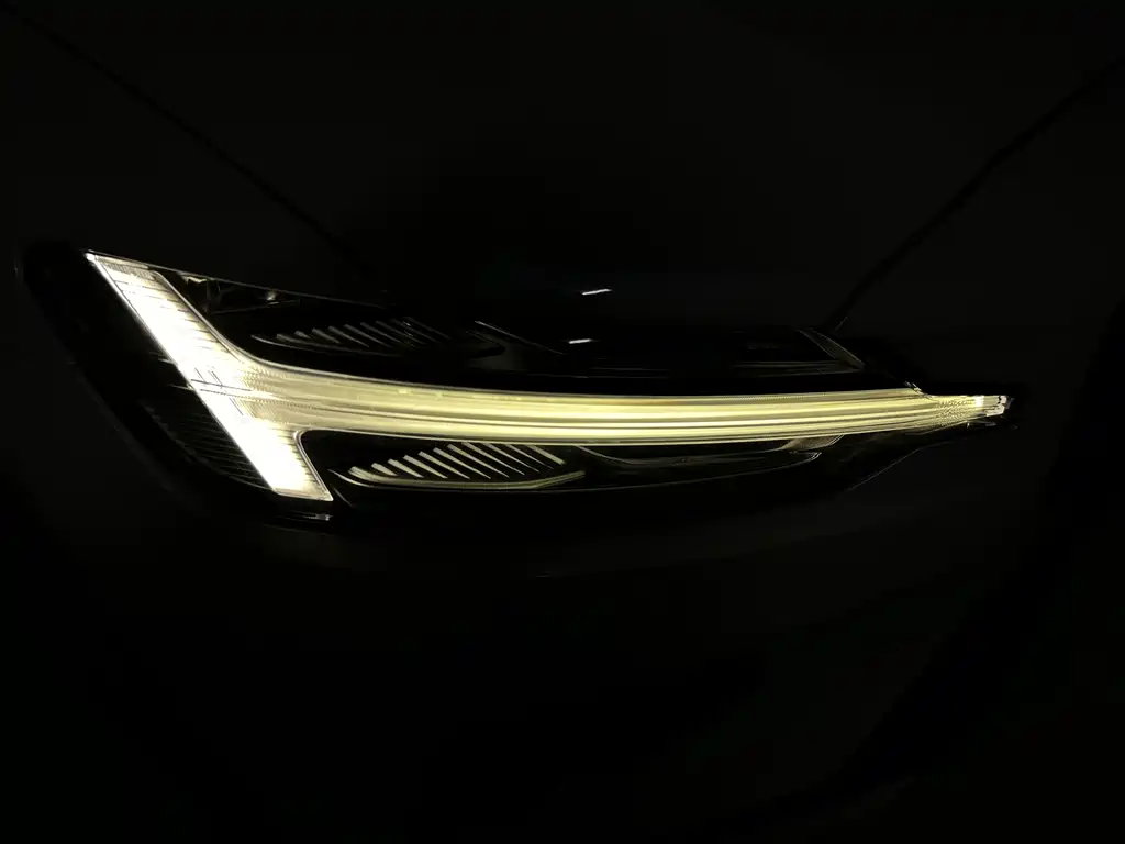 Volvo V60 — миниатюра 22
