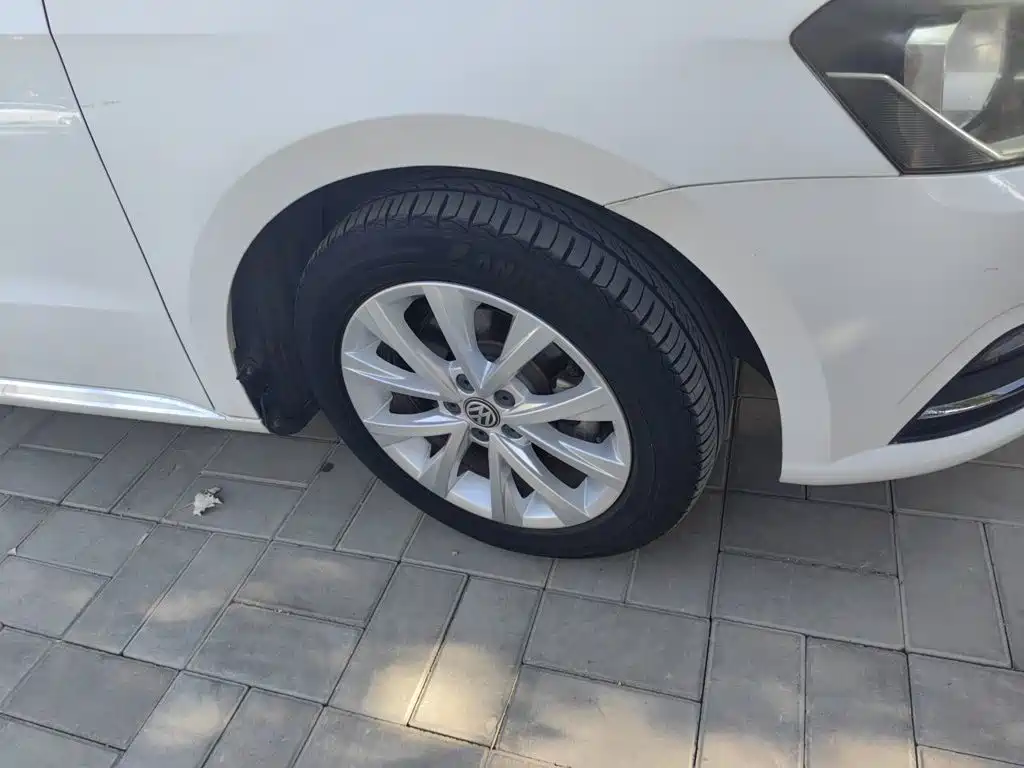 Volkswagen Lavida — миниатюра 8