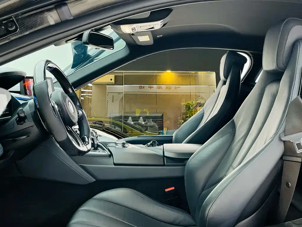 BMW i8 — миниатюра 13