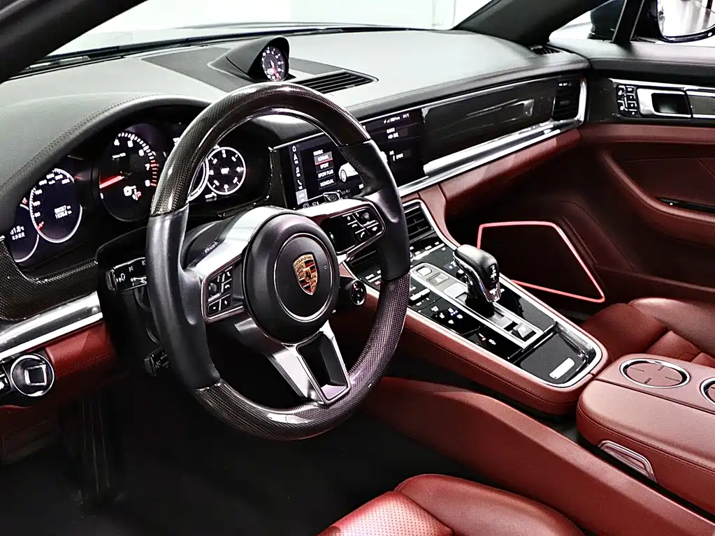 Porsche Panamera — миниатюра 11