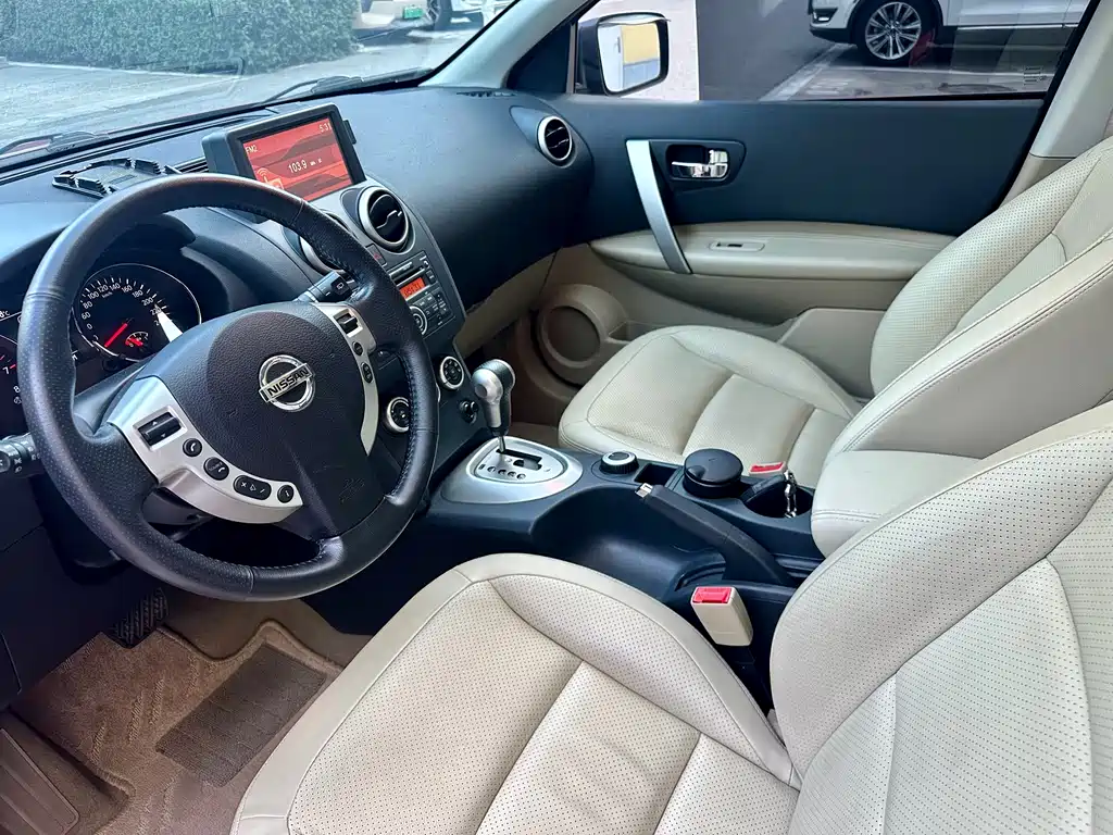 Nissan Qashqai — миниатюра 8