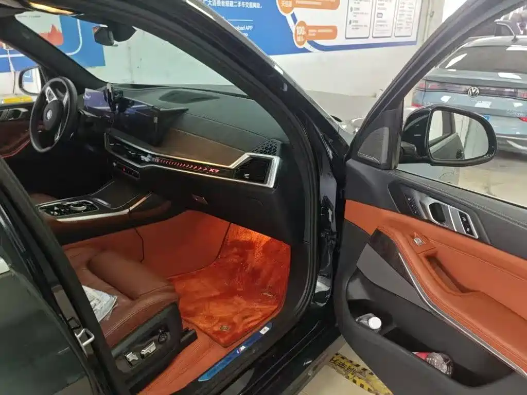 BMW X7 — миниатюра 7