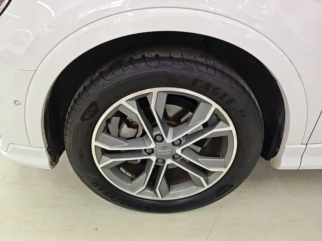 Audi Q3 — миниатюра 23