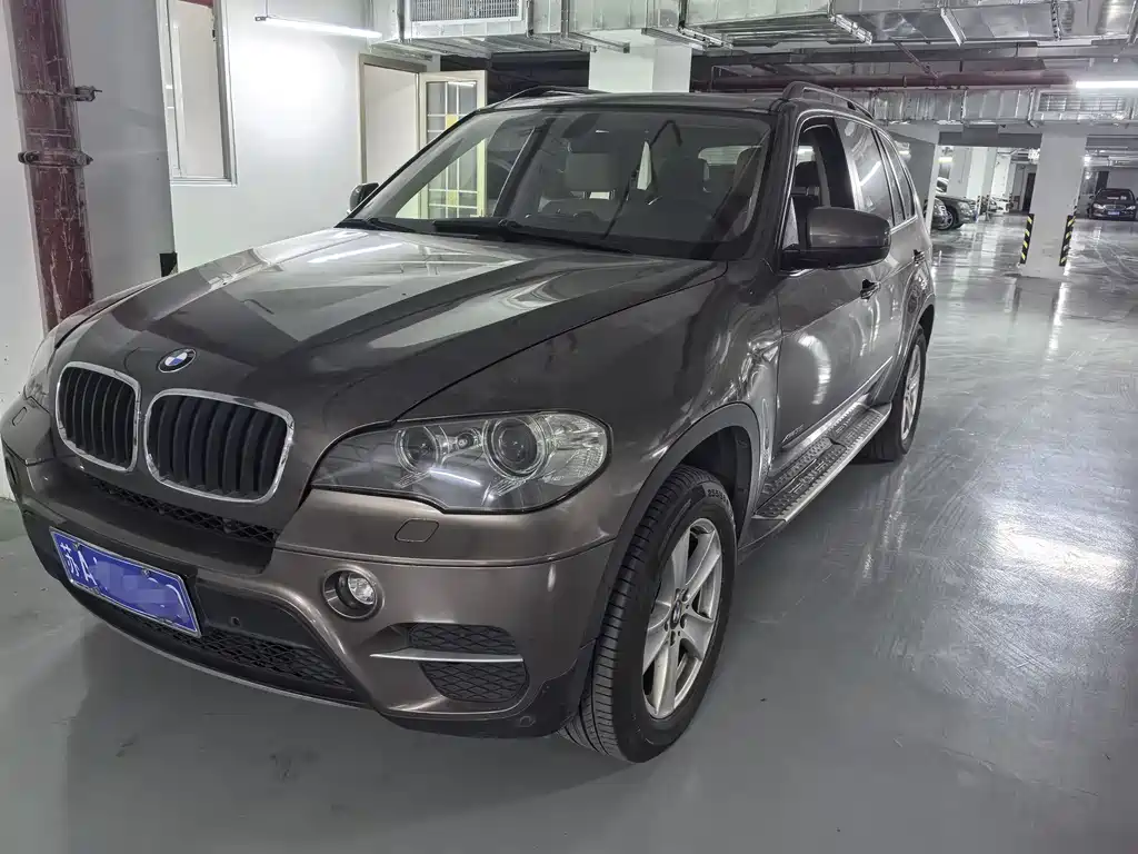 BMW X5 (Import) 2011