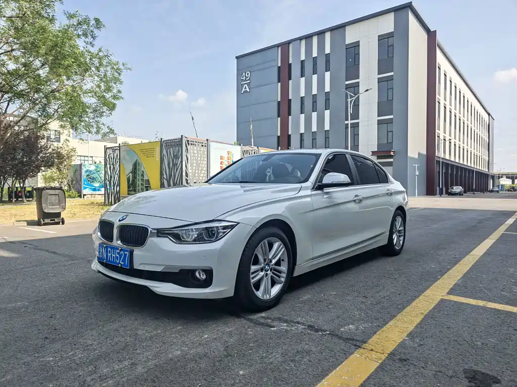BMW 3 Series — миниатюра 3