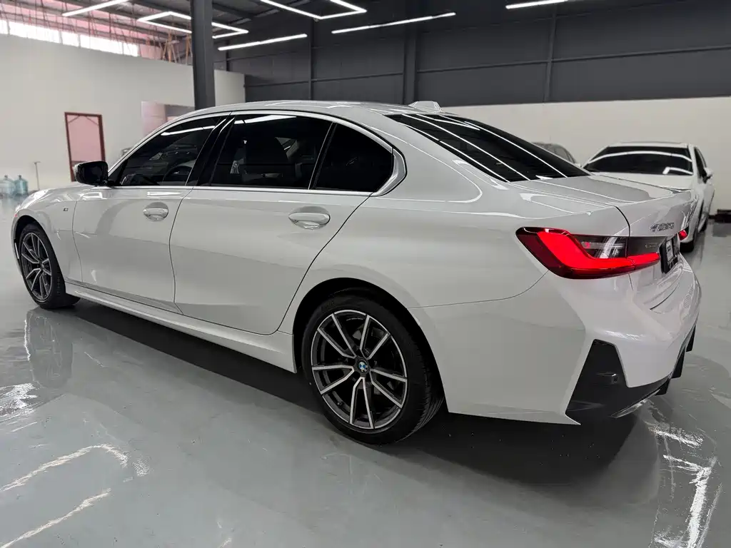 BMW 3 Series — миниатюра 4