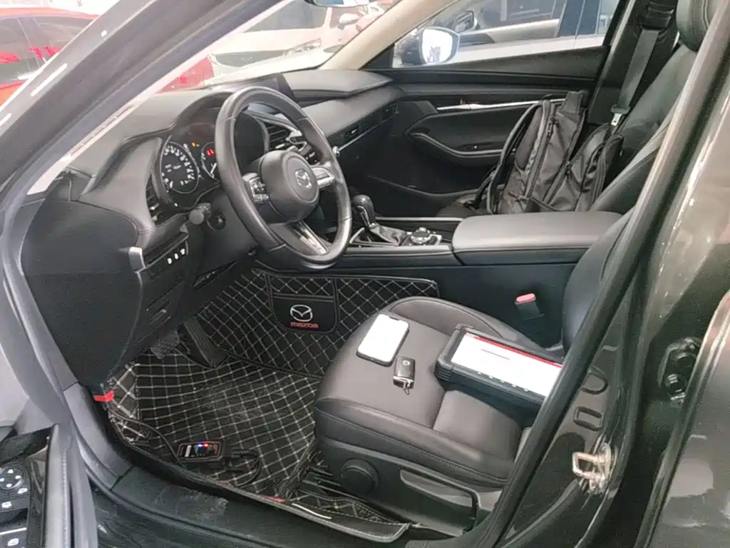 Mazda 3 Axela — миниатюра 15