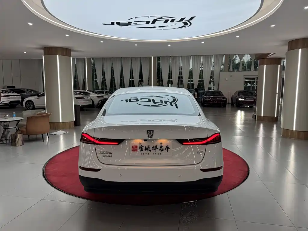 Roewe D7 — миниатюра 6