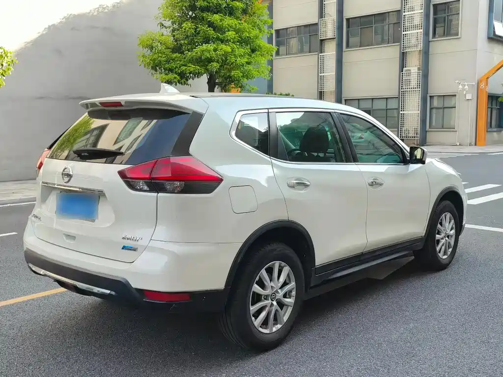 Nissan X-Trail 2017 2.0L CVT Comfort 2WD