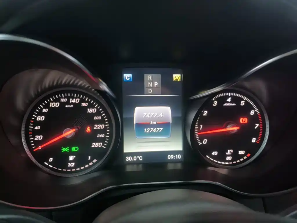 Mercedes-Benz GLC — миниатюра 12