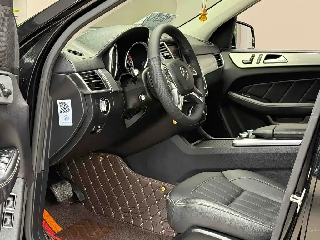 Mercedes-Benz GL-Class — миниатюра 5