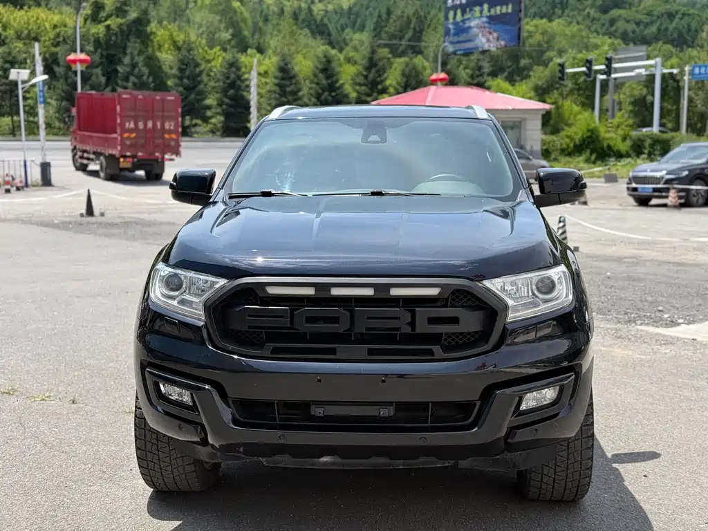 Ford Everest 2016 2.0T AT Flagship
