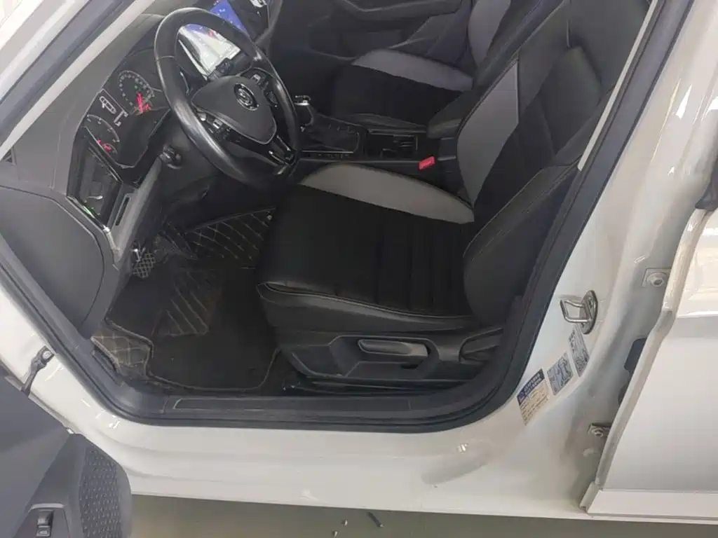 Volkswagen Sagitar — миниатюра 15