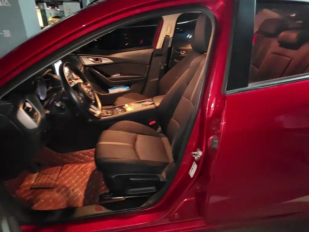 Mazda 3 Axela — миниатюра 11