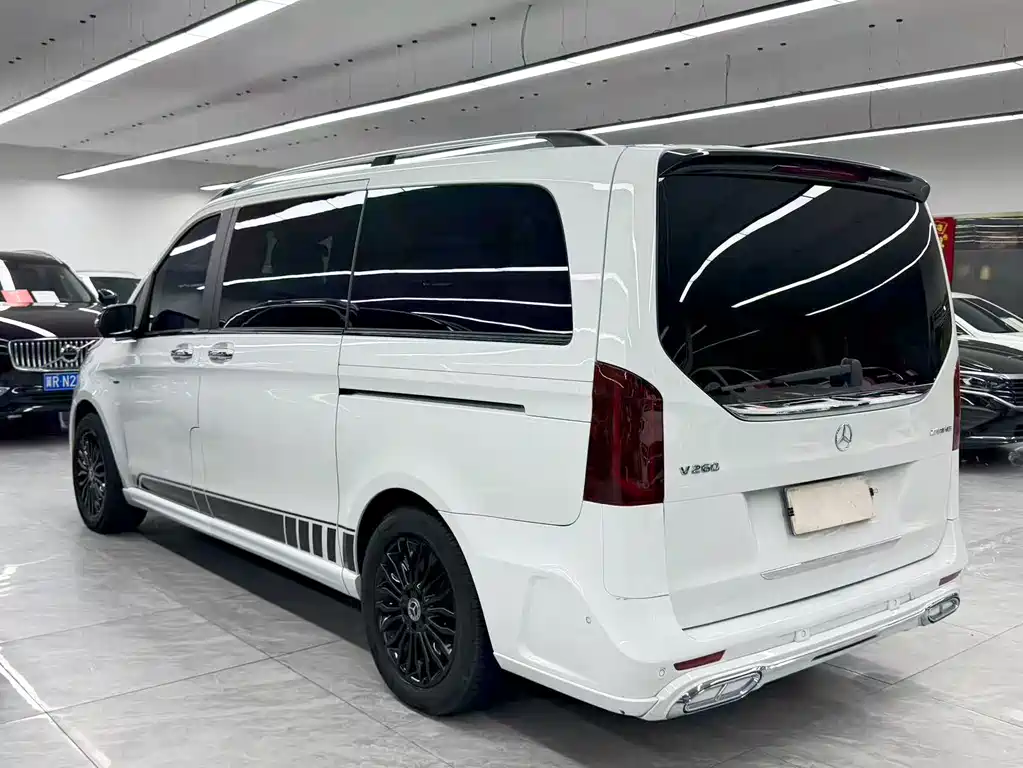 Mercedes-Benz V-Class — миниатюра 4