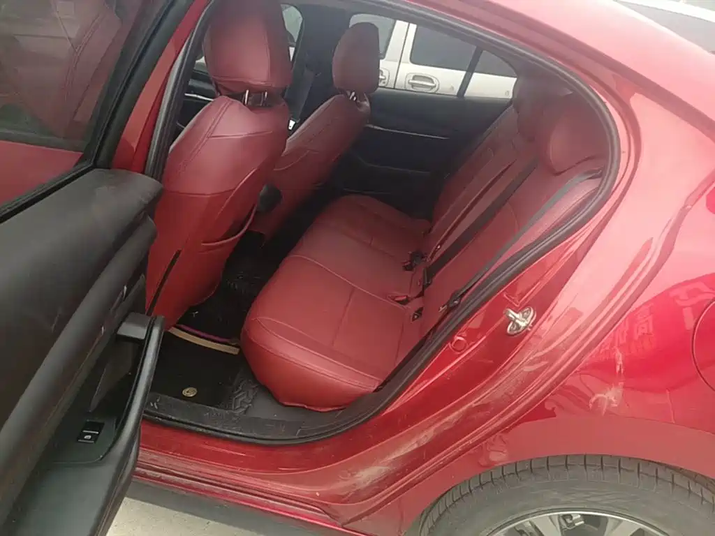Mazda 3 Axela — миниатюра 17