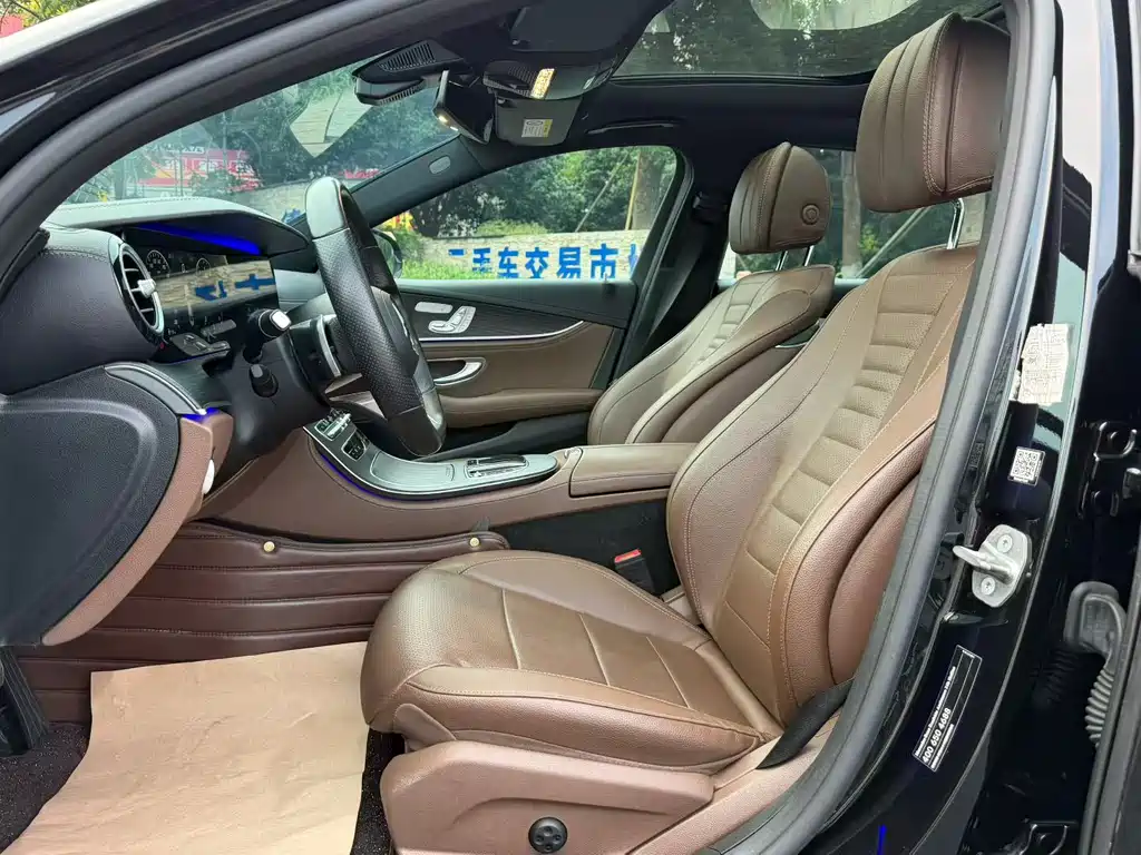 Mercedes-Benz E-Class — миниатюра 7