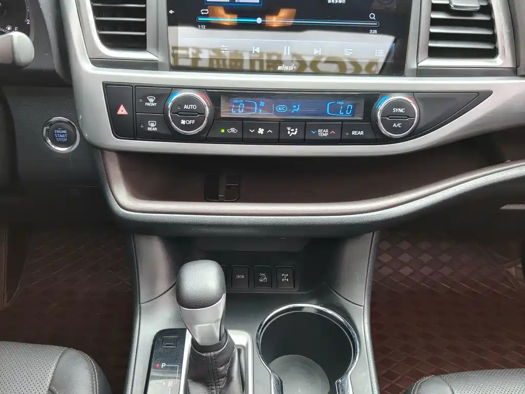 Toyota Highlander — миниатюра 18