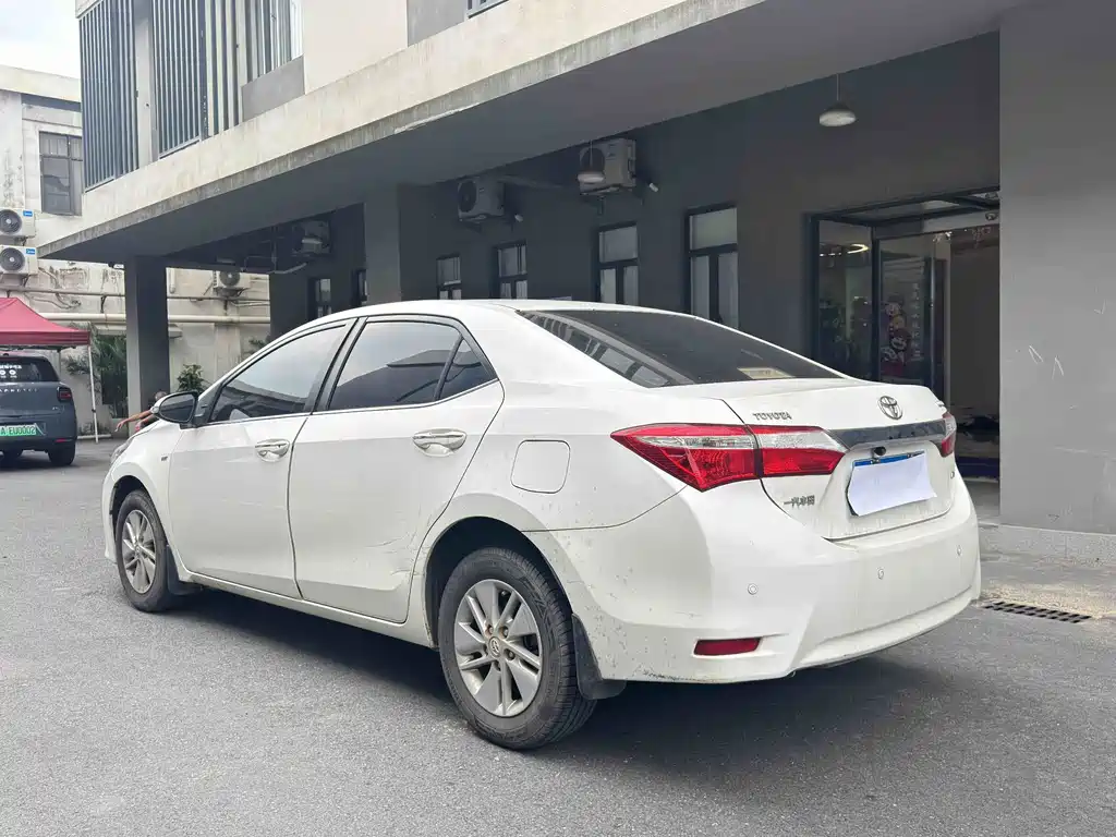 Toyota Corolla — миниатюра 7