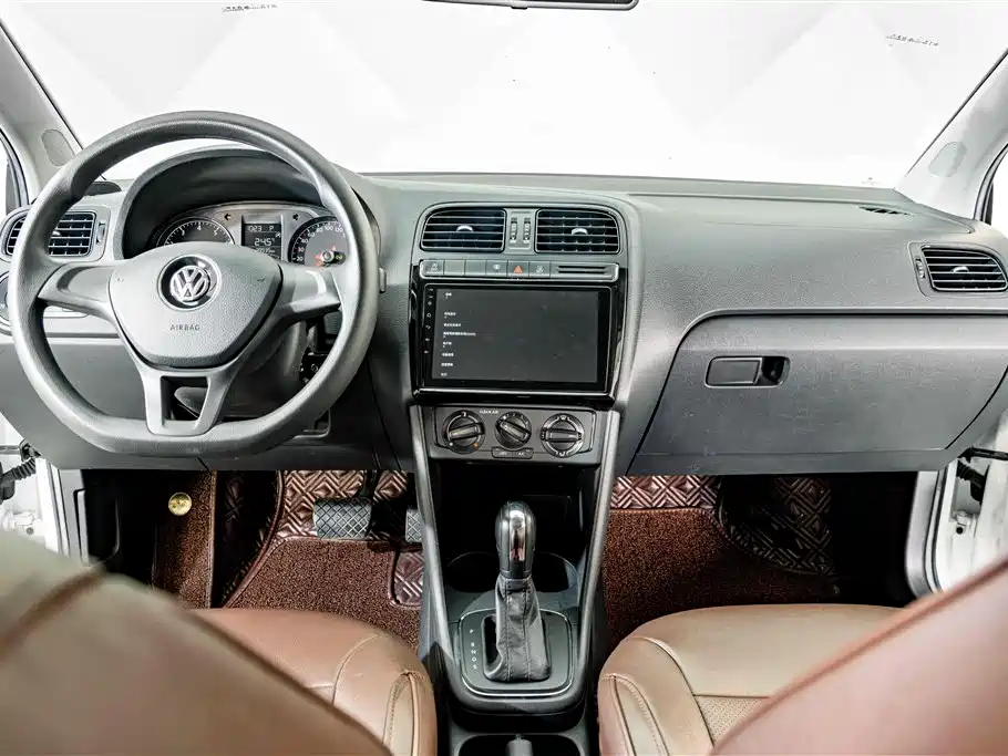 Volkswagen Polo — миниатюра 12