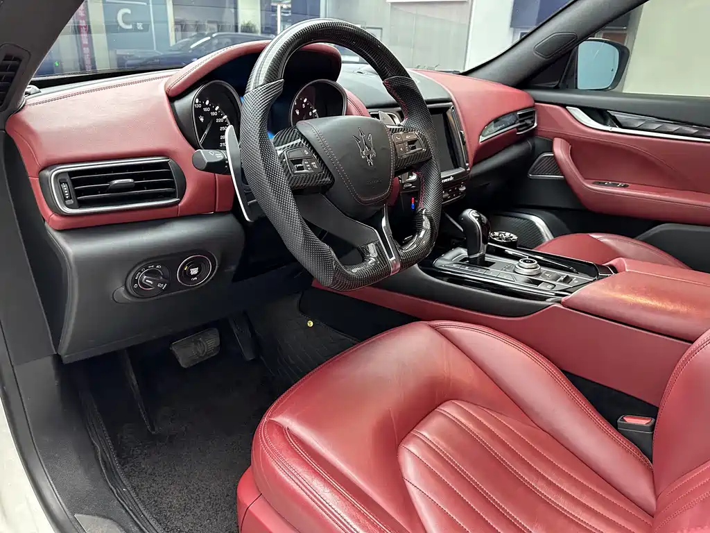 Maserati Levante — миниатюра 12