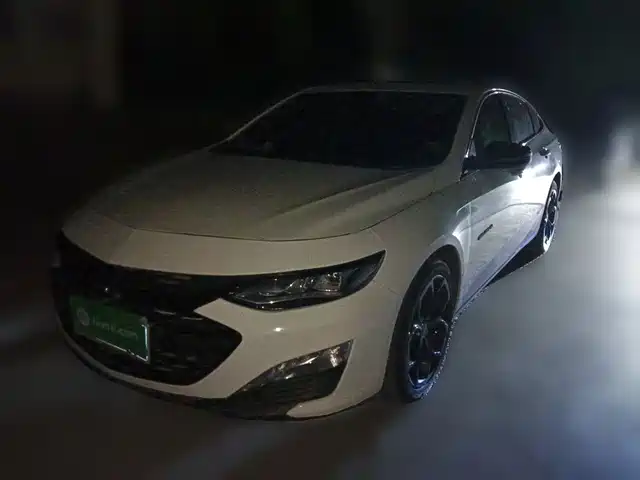 Chevrolet Malibu XL