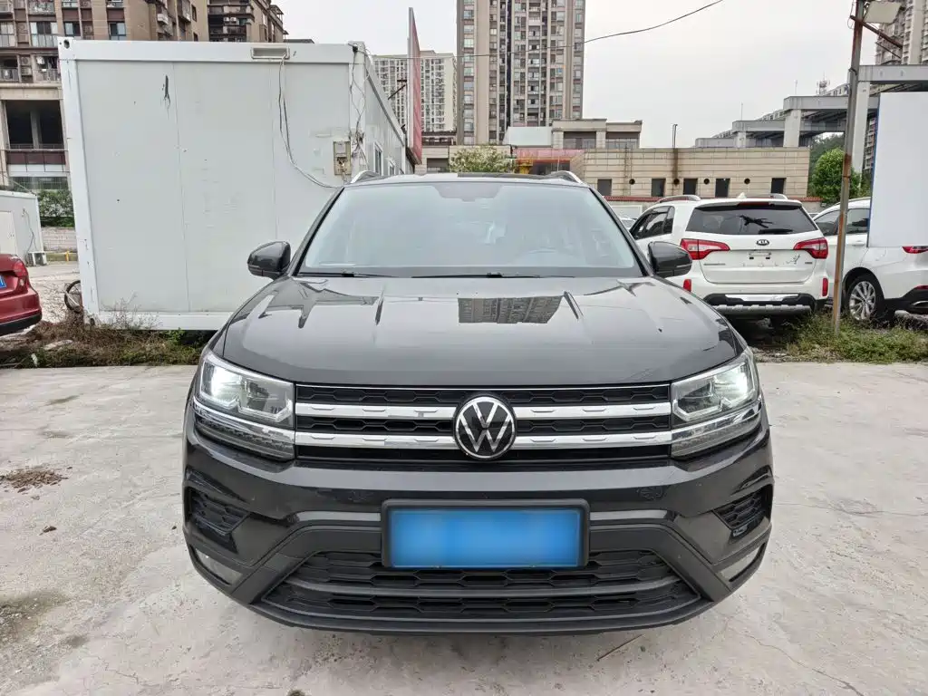 Volkswagen Tharu — миниатюра 3