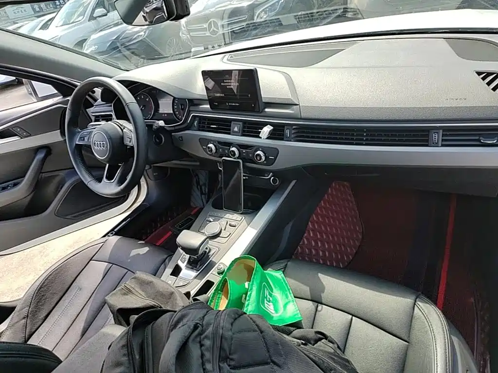 Audi A4L — миниатюра 10