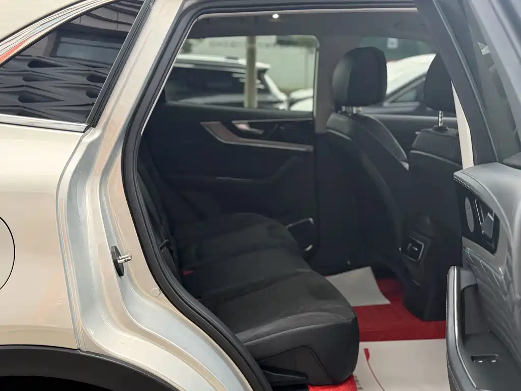 Hongqi Hongqi HS5 — миниатюра 8