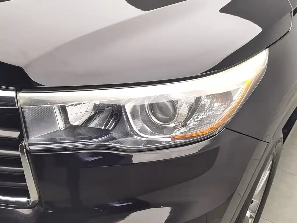 Toyota Highlander — миниатюра 7