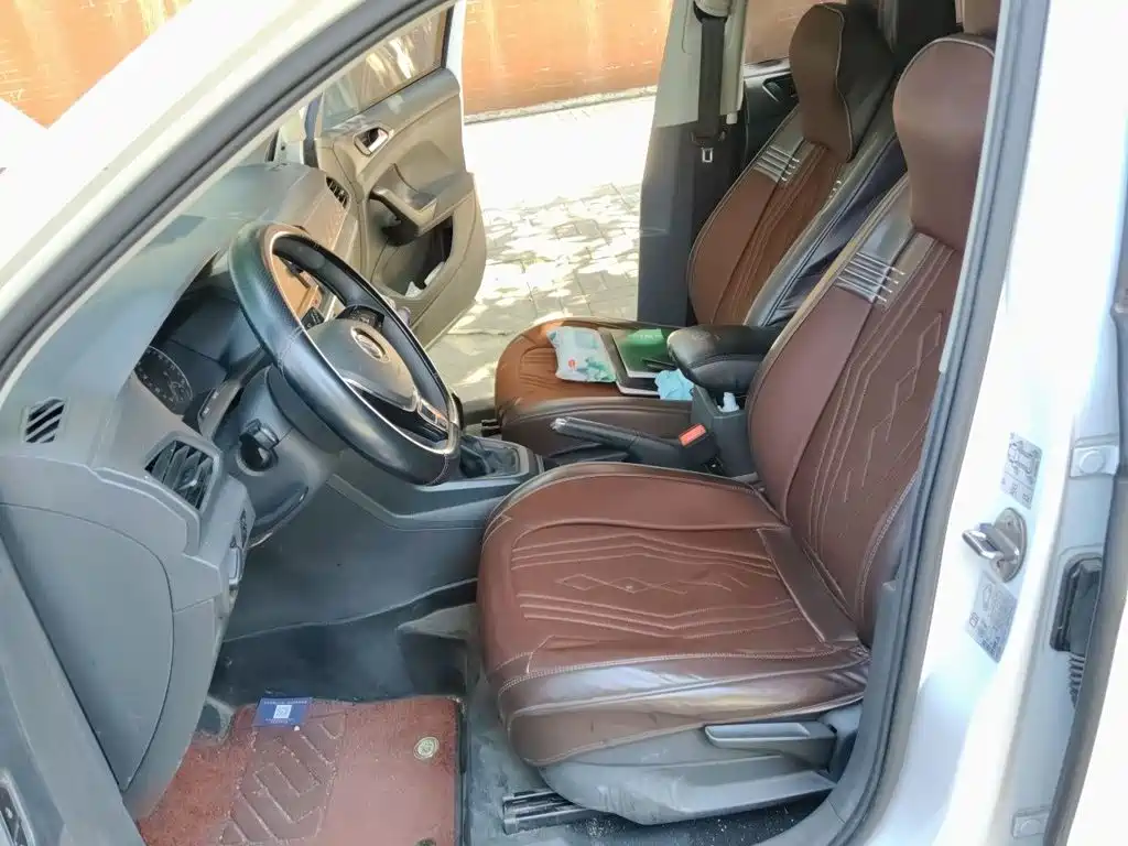 Volkswagen T-Cross — миниатюра 11