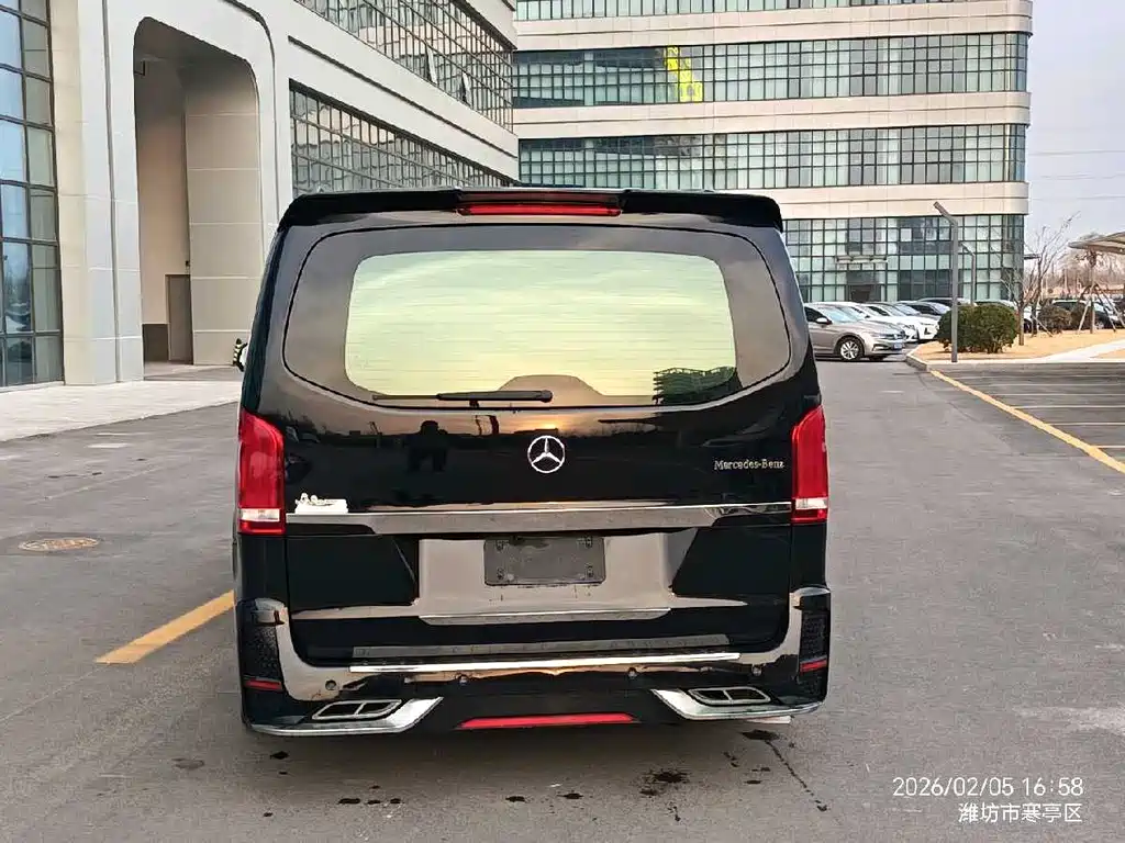 MERCEDES-BENZ VITO