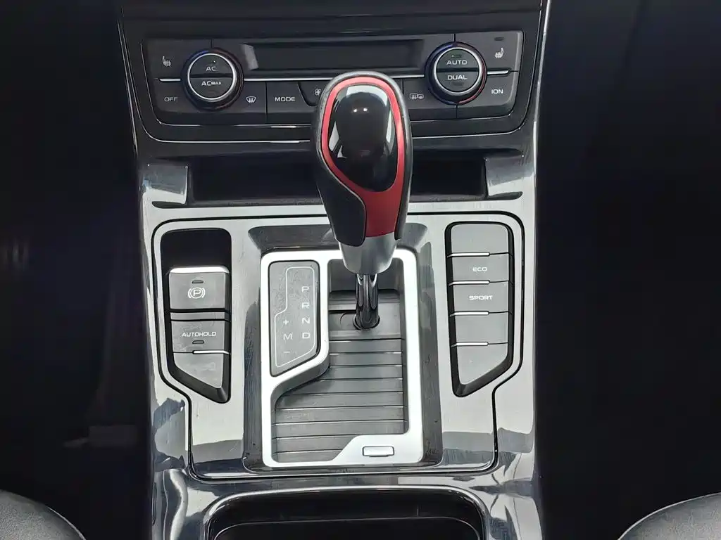 Geely Emgrand GS — миниатюра 13