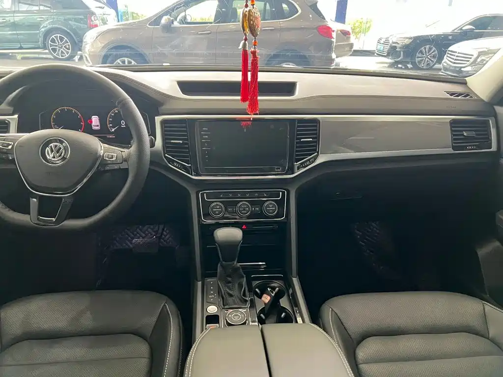 Volkswagen Teramont — миниатюра 6