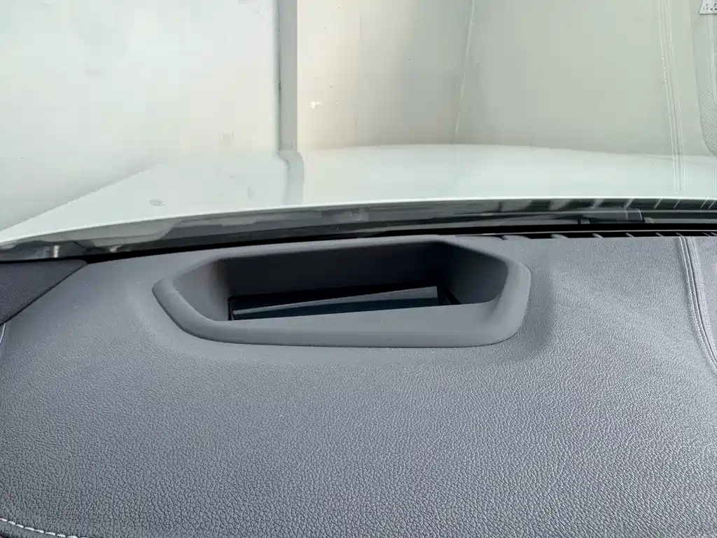 BMW 5 Series — миниатюра 5