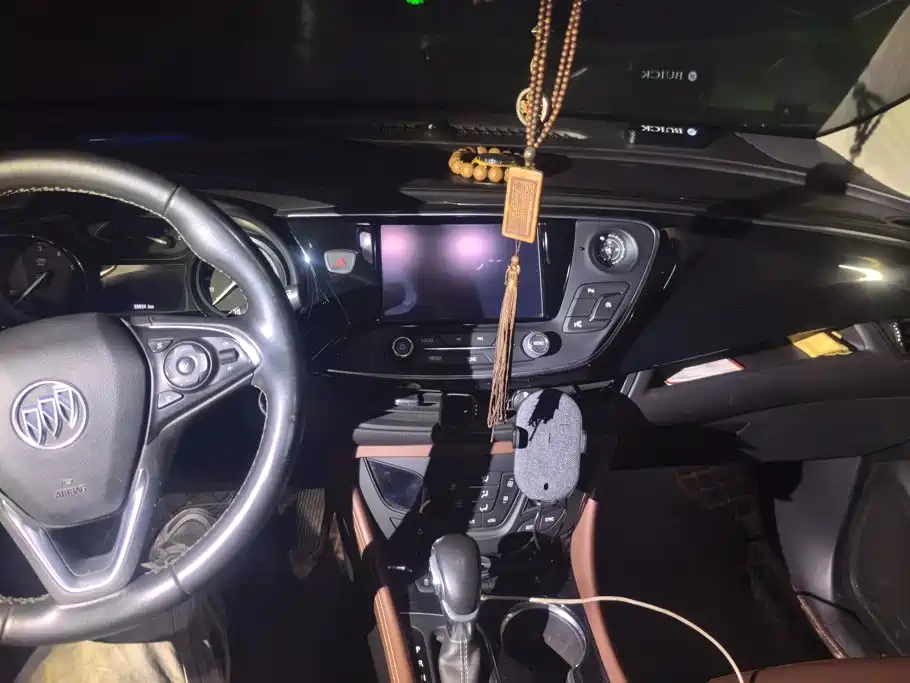Buick Envision Plus — миниатюра 13