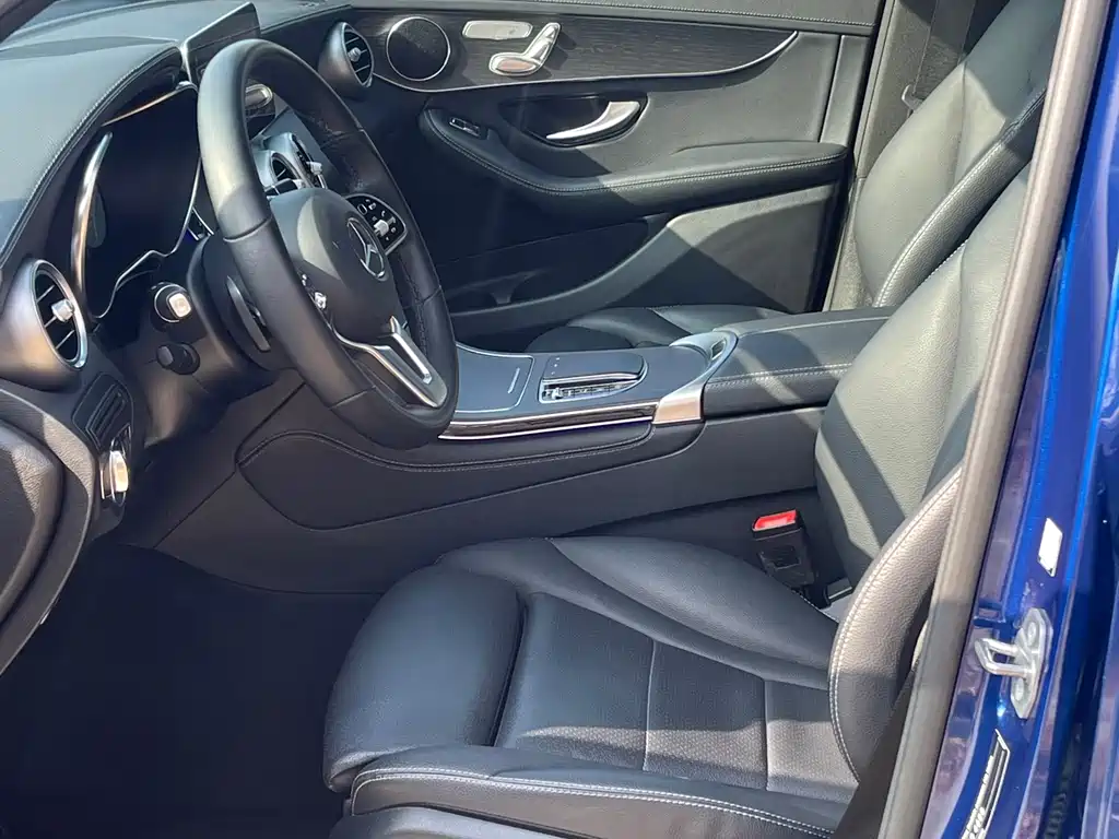 Mercedes-Benz GLC 2020 GLC 300 4MATIC SUV