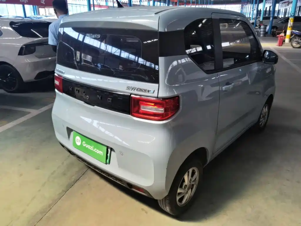 Wuling MINIEV — миниатюра 7