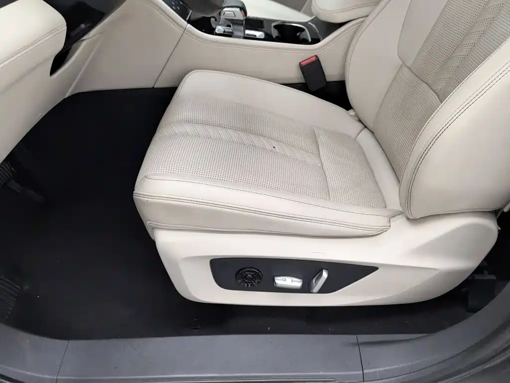 Li Auto Li ONE — миниатюра 20